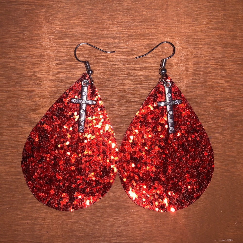 RED GLITTER EARRINGS